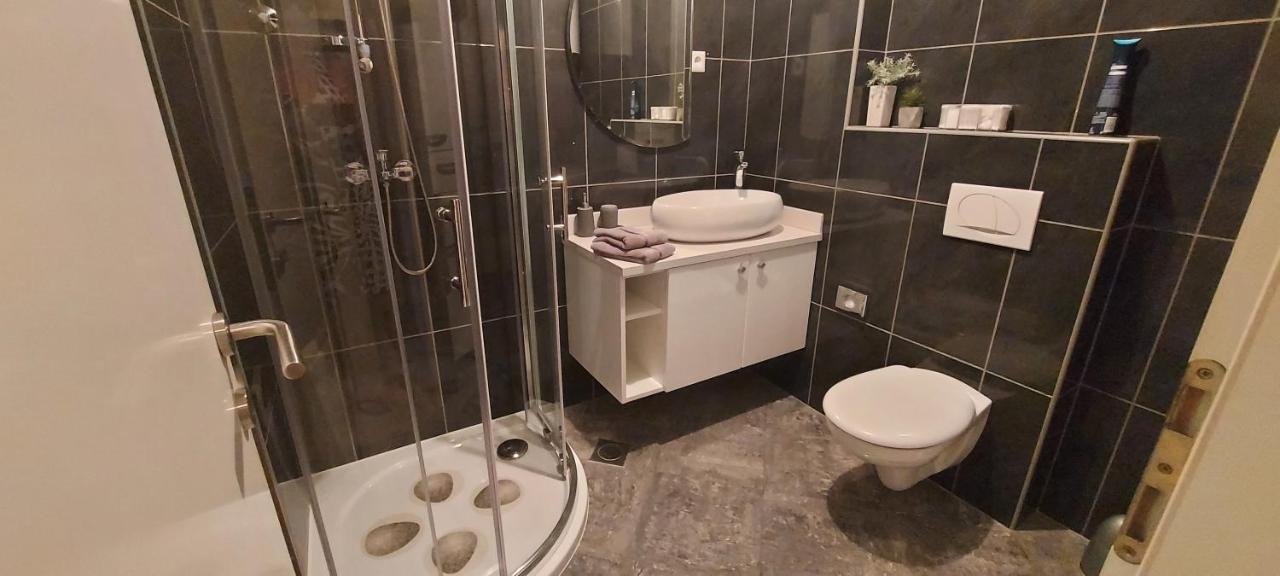 Kaštela Apartment Tin מראה חיצוני תמונה