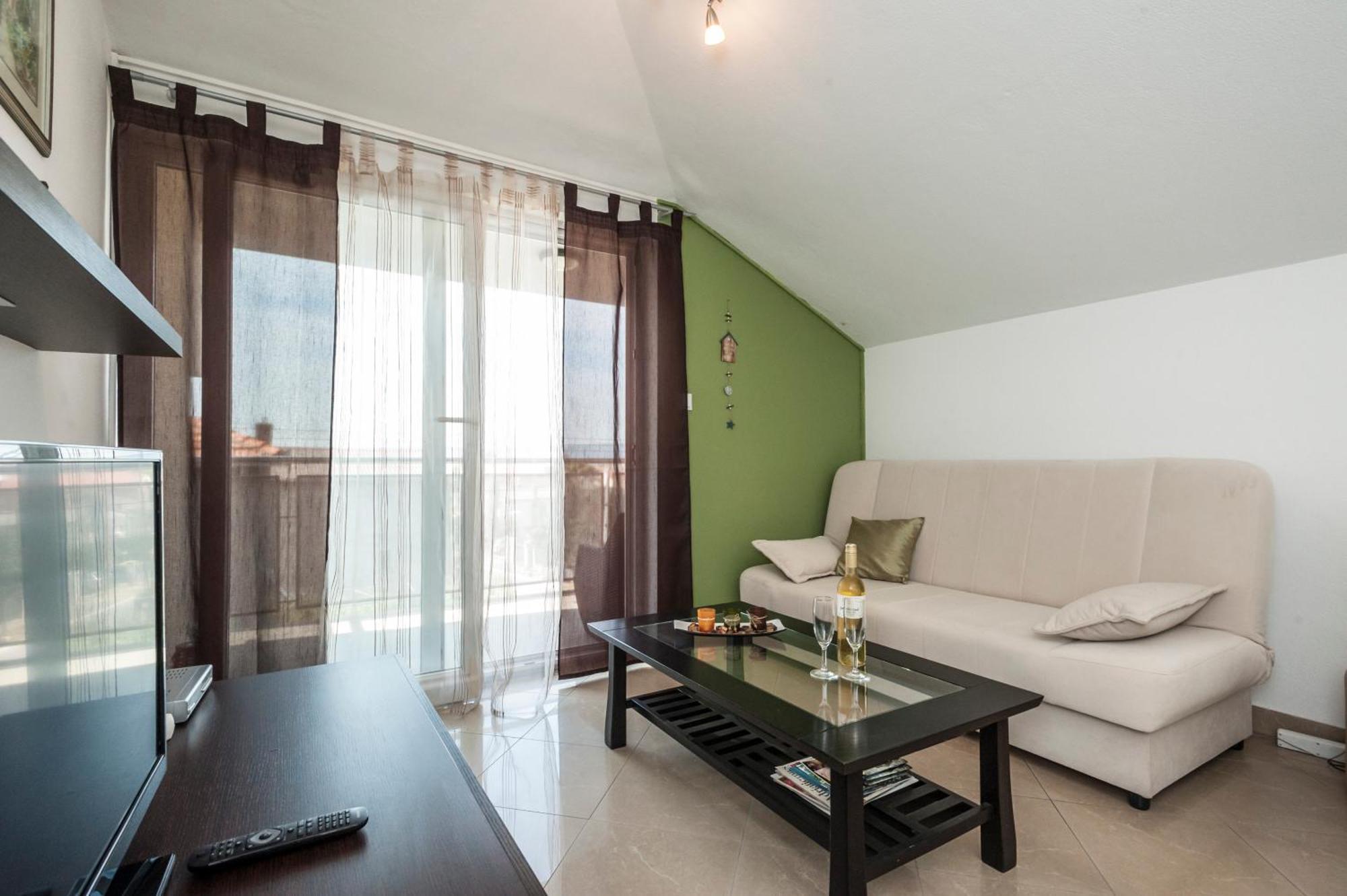 Kaštela Apartment Tin מראה חיצוני תמונה